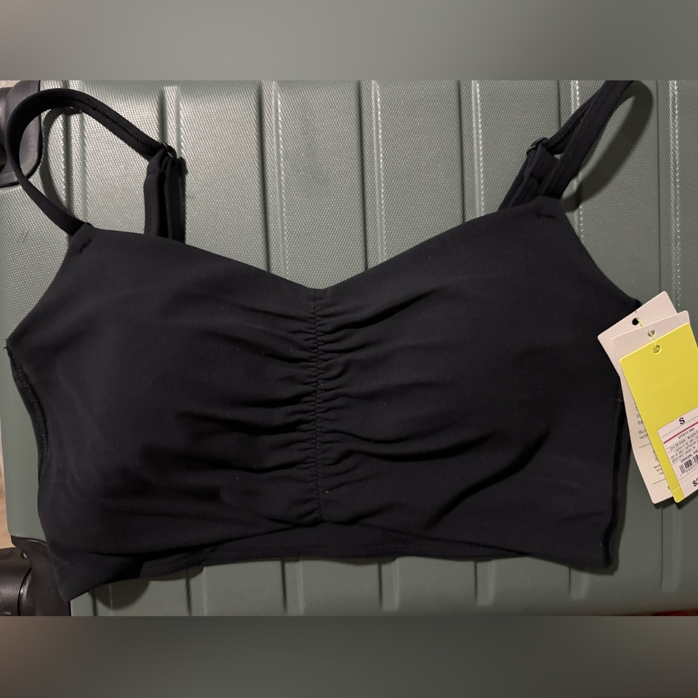 black sports bra sz small